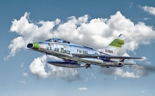 Italeri F-100F Super Sabre 1:72