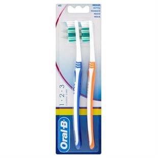 Oral B Toothbrush 1.2.3 Classic Care Twin
